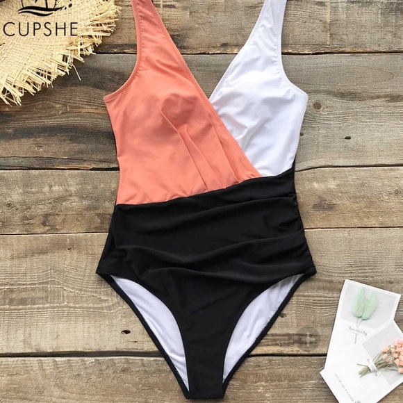 Cupshe Other - NWT Cupshe One Piece Swimsuit multi color Sz L